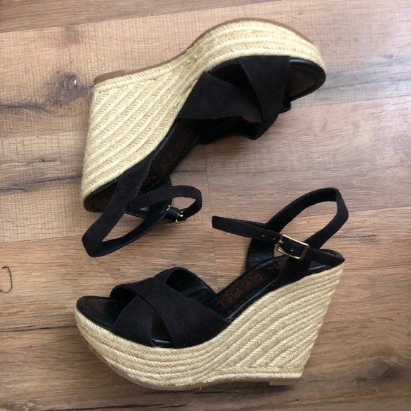 NEW London Rebel Wedges - Picture 1 of 5